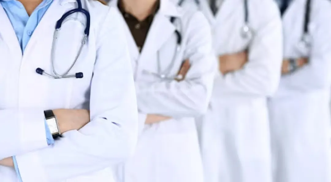 Abren concurso para contratar 400 profesionales de la salud en todo el país