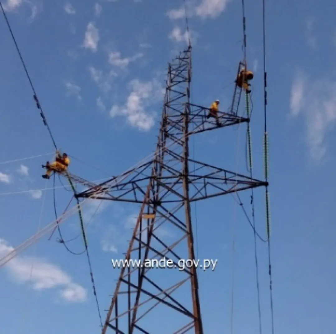 Fallas en la línea de transmisión de Horqueta genera apagón en el Amambay y otros departamentos
