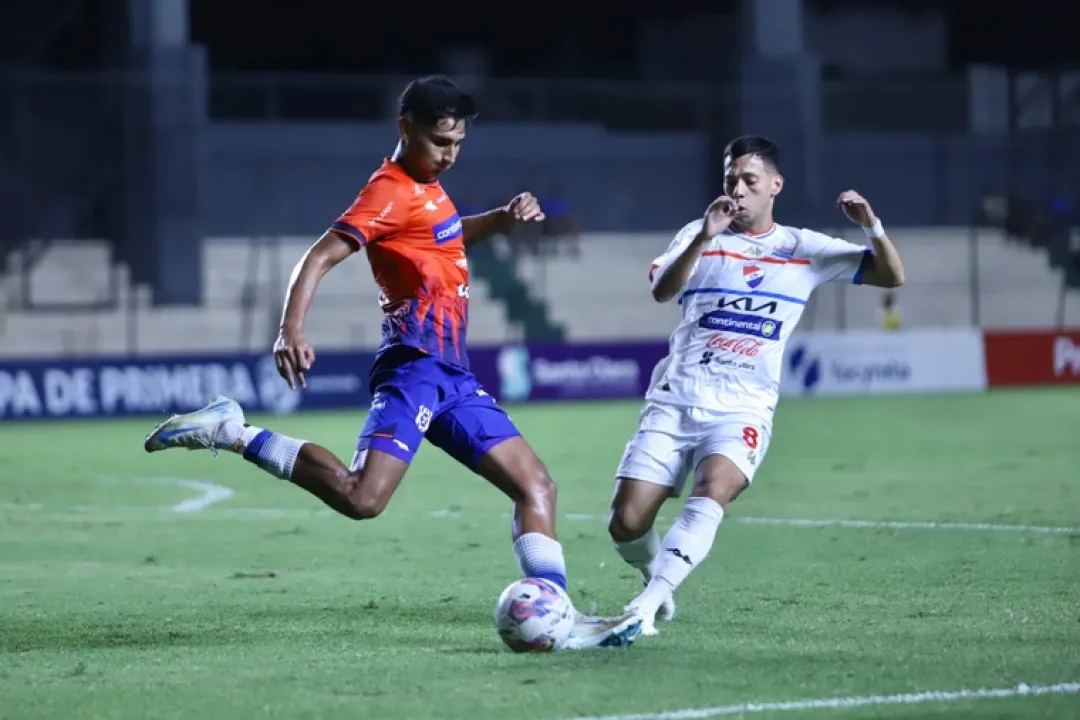 Nacional suma de a tres en su reducto