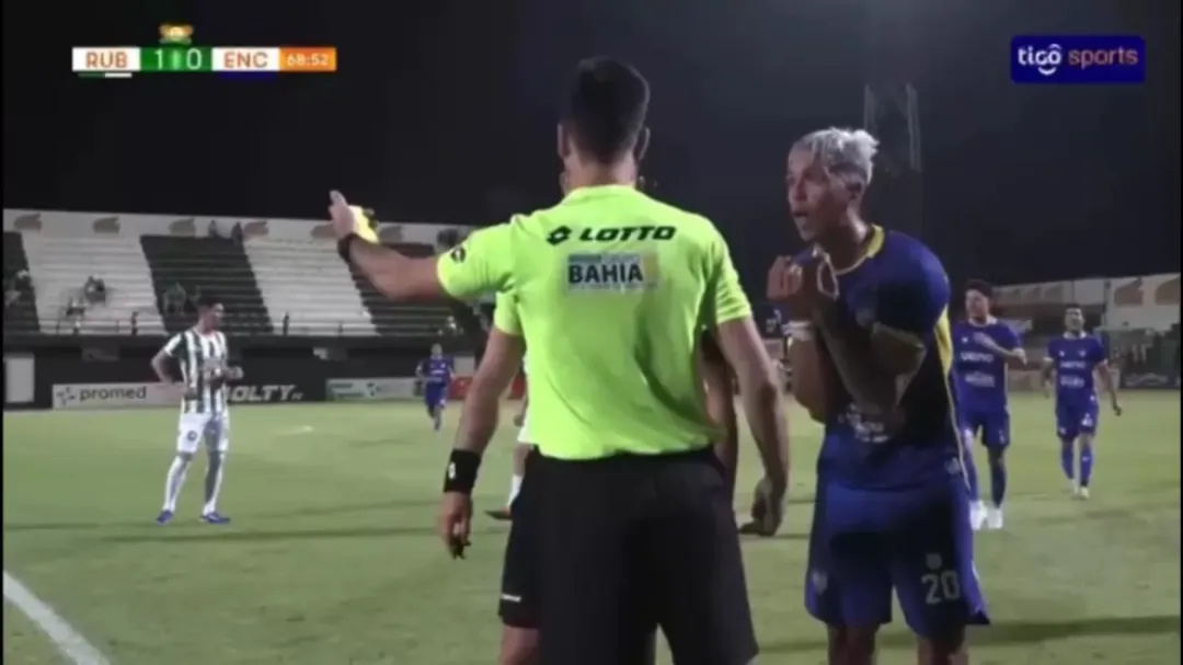 Insólito: ¡Rubio Ñu jugó con 12 jugadores!