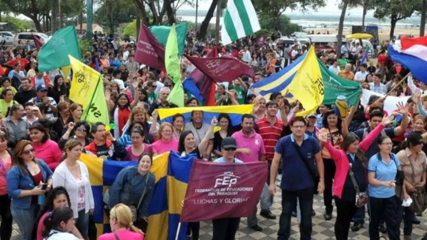 Docentes se levantan contra la reforma previsional y advierten con paralizar el inicio de clases