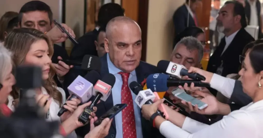 Bachi Núñez no cree que despertarse temprano tenga repercusiones negativas para los chicos