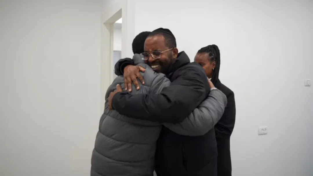 Liberan a Avera Mengistu, secuestrado durante una década por Hamás