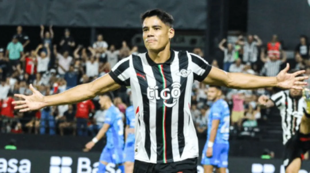 Victoria Gumarela en la Huerta donde superó 2-1 a Olimpia