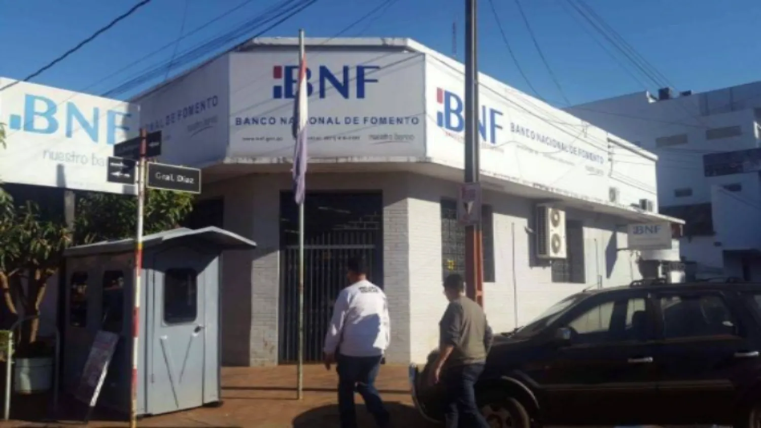 Feriado bancario: atención presencial solo hasta este martes