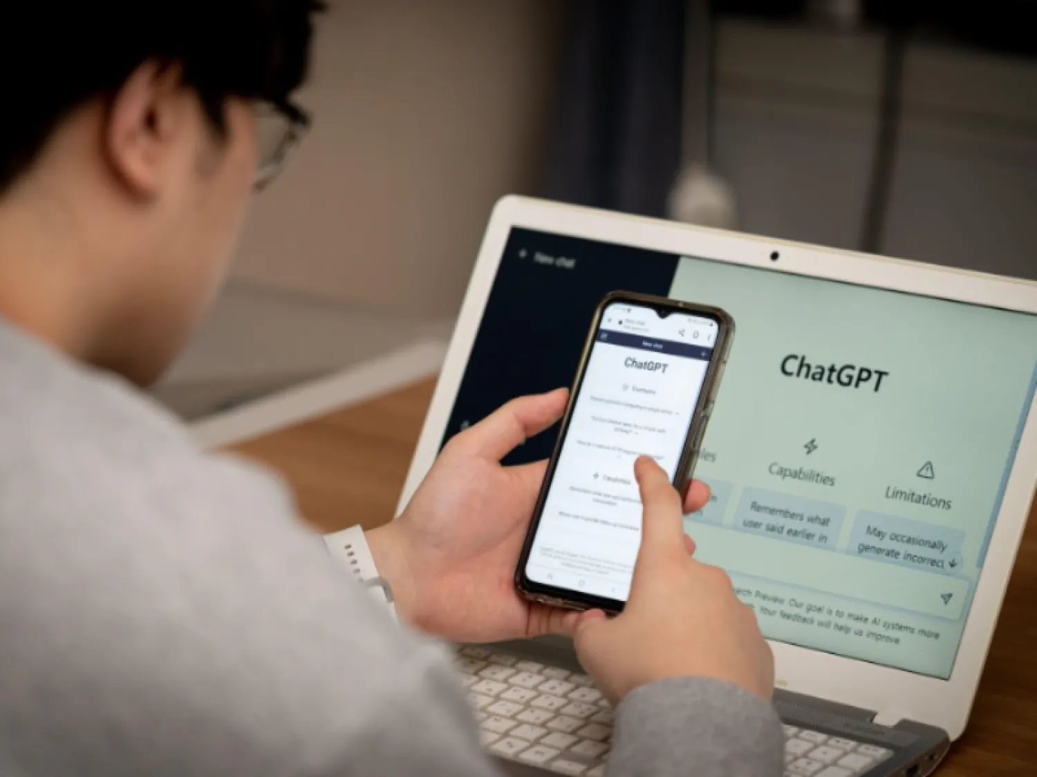 Advierten sobre consecuencias de utilizar ChatGPT para la automedicación