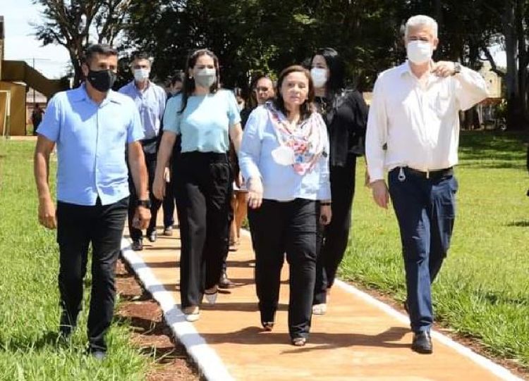 Ministra Morales, visitó las instalaciones deportivas en Pedro Juan Caballero