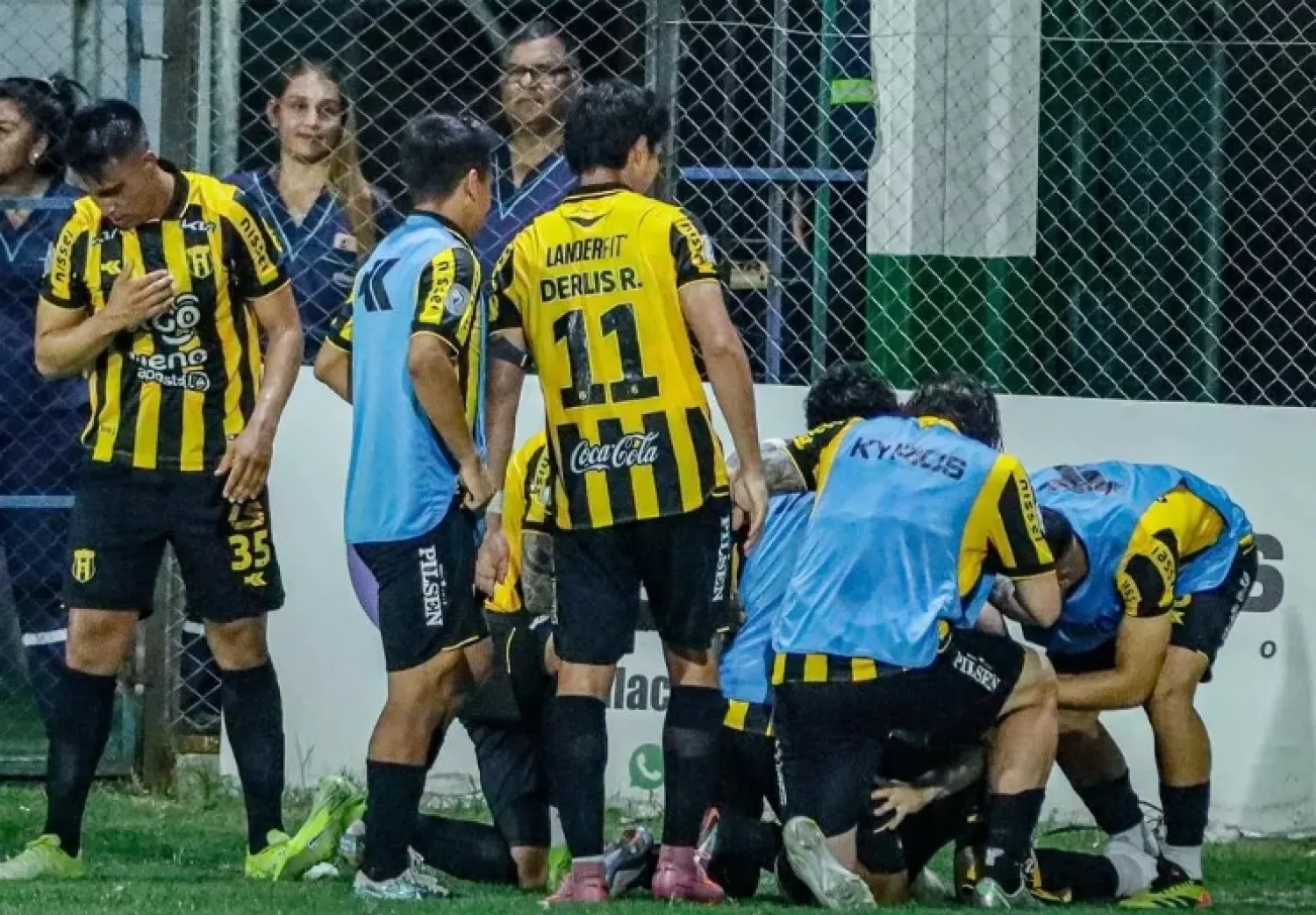 Guaraní celebra en el epílogo derrotando por 1-0 a Atlético Tembetary