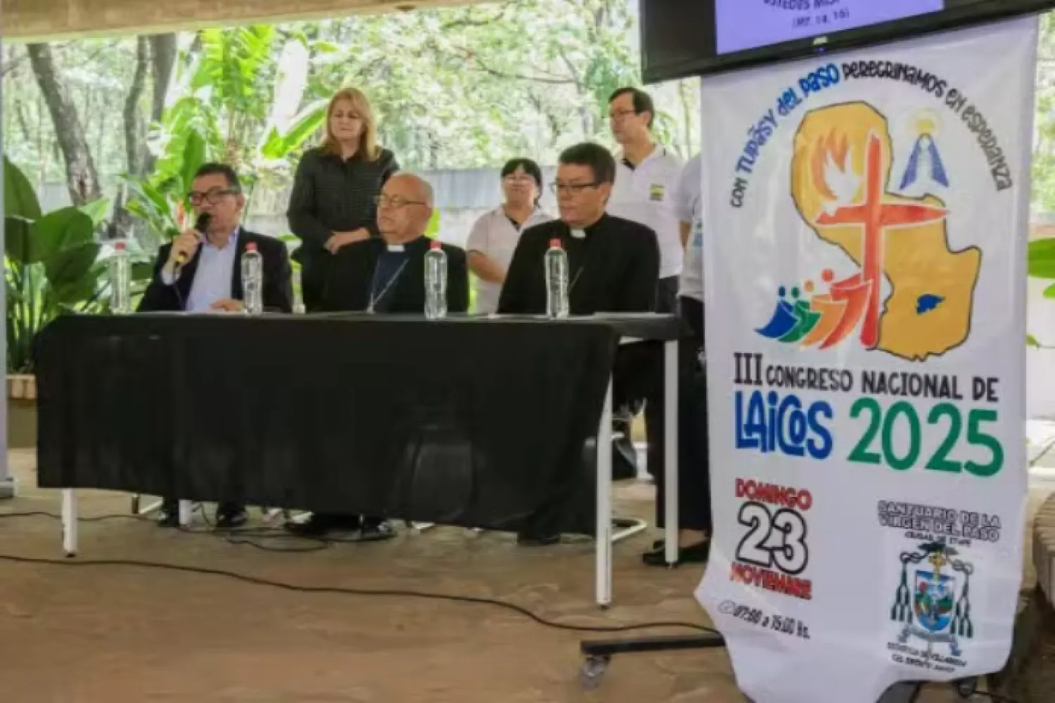 La Iglesia llama a priorizar tierra, salud y educación