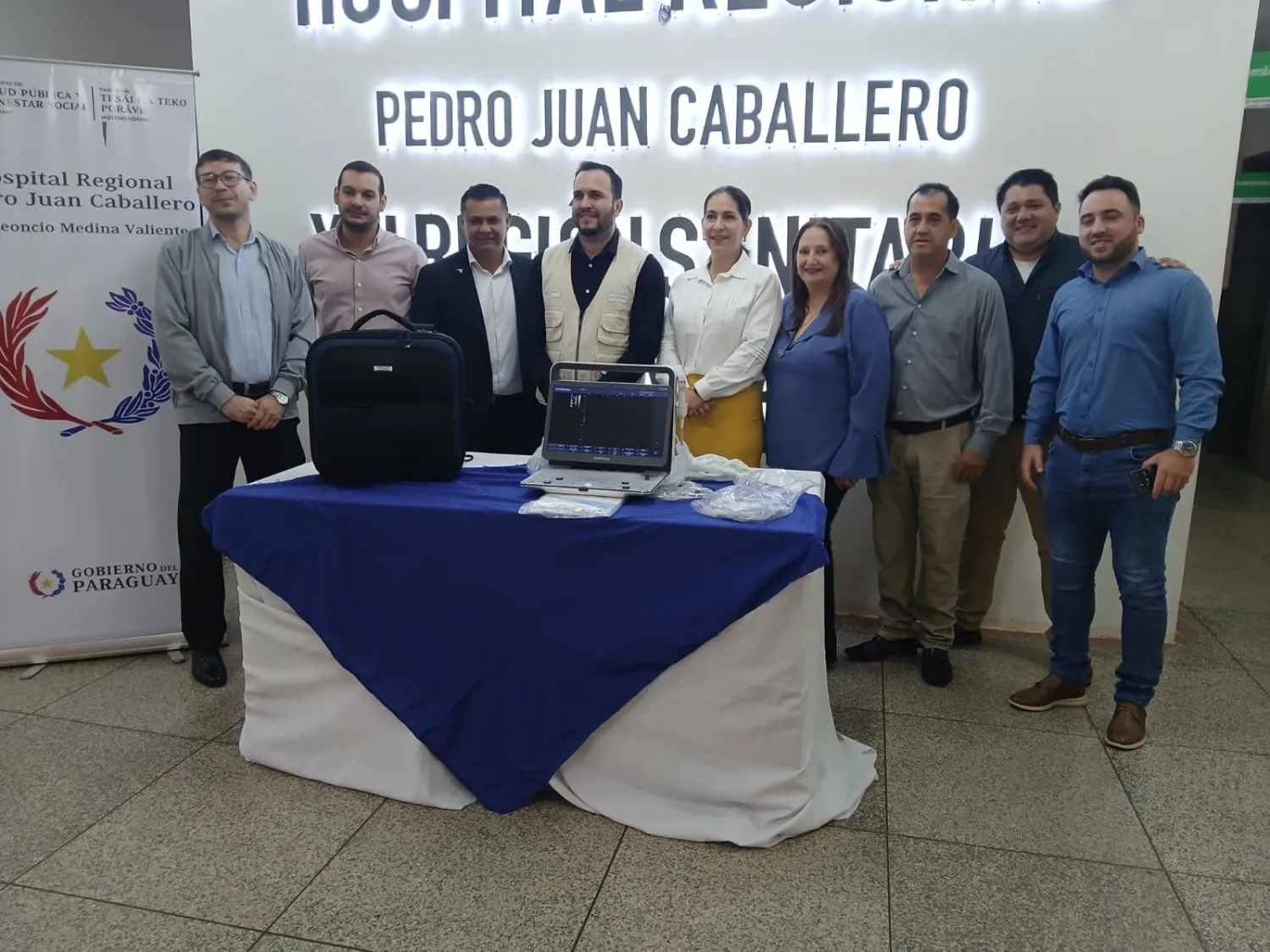 Consejo local de salud entrega ecógrafo portátil al hospital regional