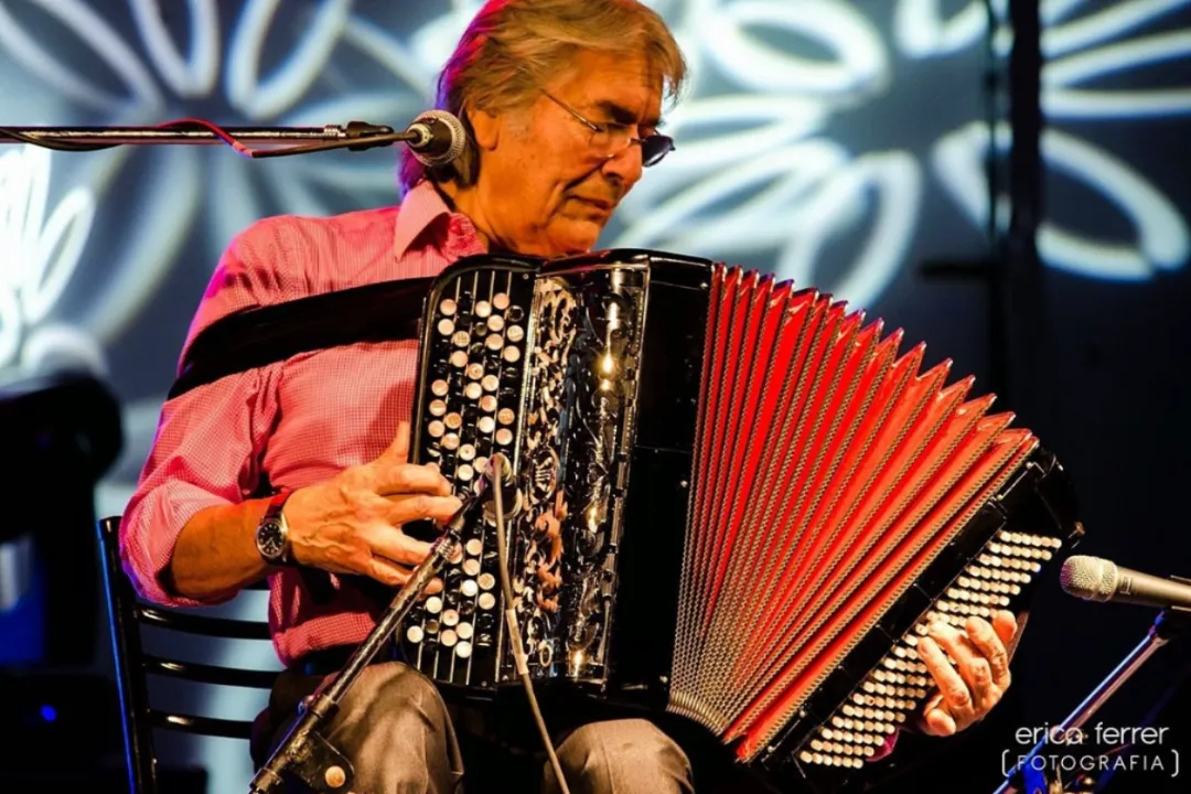 Falleció el rey del chamamé, el acordeonista Raúl Barboza
