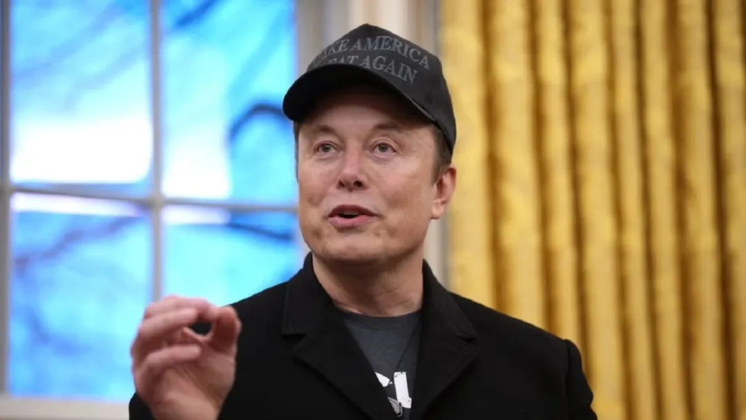 Musk dice que lanzará Grok 5 este año y que su versión actual es mejor que GPT-5 de OpenAI