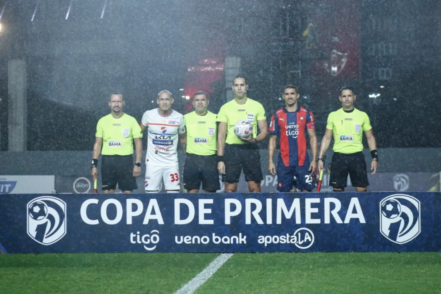 Cerro Porteño venció 2-1 a Nacional por la decimoctava fecha del Clausura.