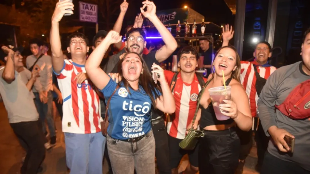 ¿Está obligado el empleado a asistir al trabajo a pesar del feriado?