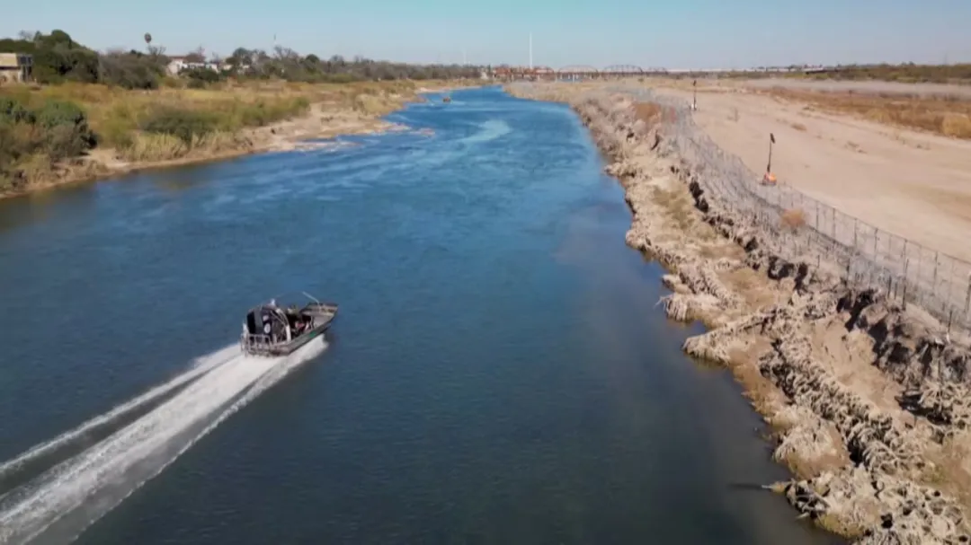 México despliega militares en frontera con EE. UU.
