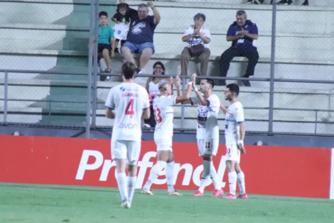 Victoria de la Academia en el cierre de la primera rueda ante el Rojo mallorquino