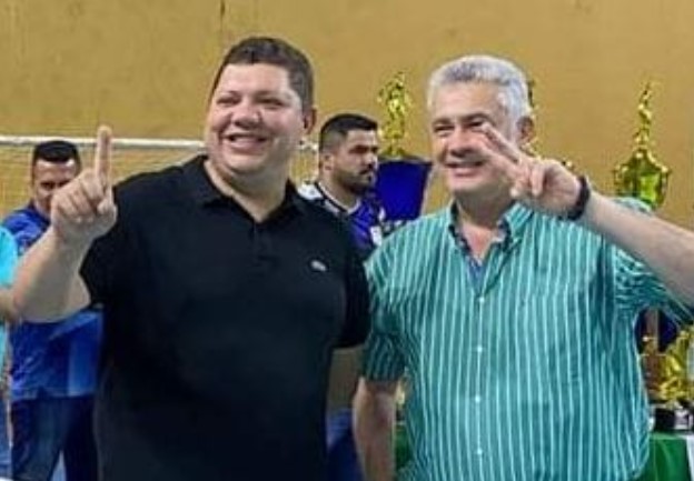 Juancho Acosta saca en cara ayuda a José Carlos Acevedo, estando éste en su lecho de muerte