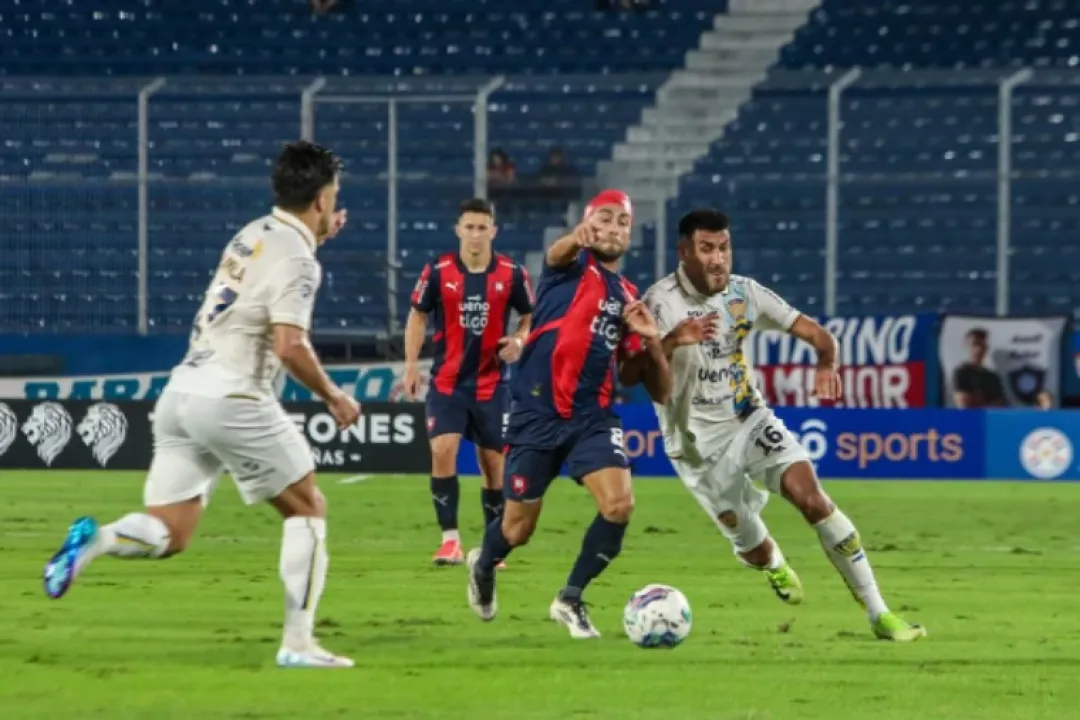Cerro Porteño y Sportivo Luqueño quedaron a mano con la paridad 0-0