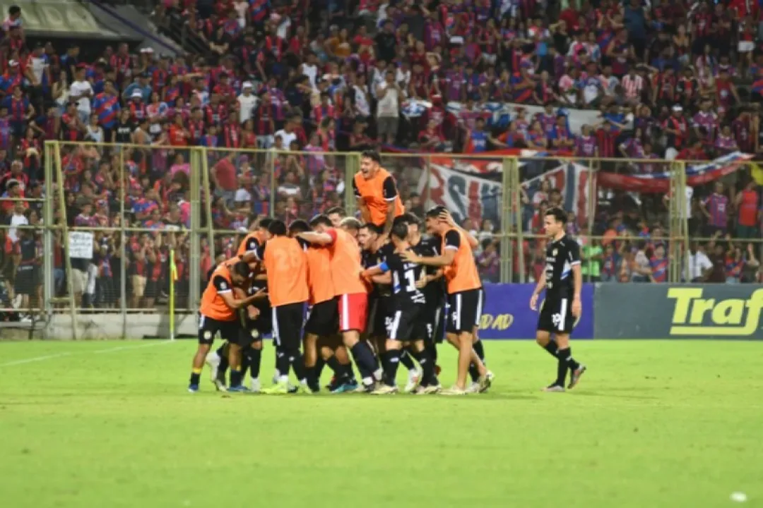 Triunfo de Trinidense superando 1-0 a Cerro Porteño por la cuarta fecha del Torneo Apertura.