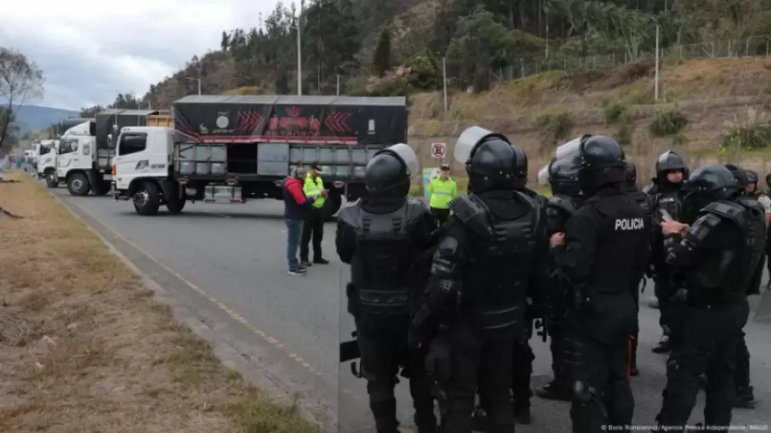 Ecuador decreta estado de excepción en siete provincias