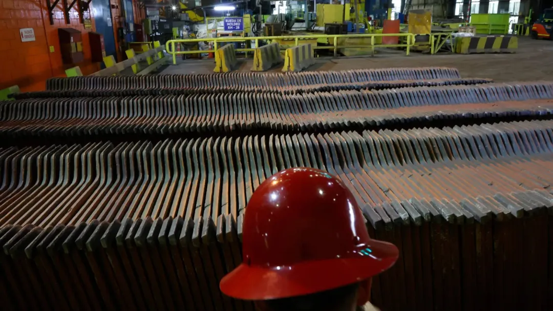 Encuentran sin vida a otros dos de los cinco mineros atrapados en mina de Chile