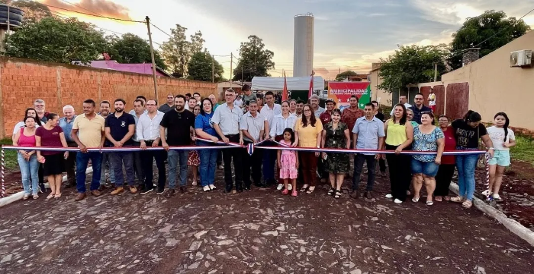 Municipalidad de Pedro Juan Caballero administración Ronald Acevedo inaugura obra en Barrio Gral. Genes