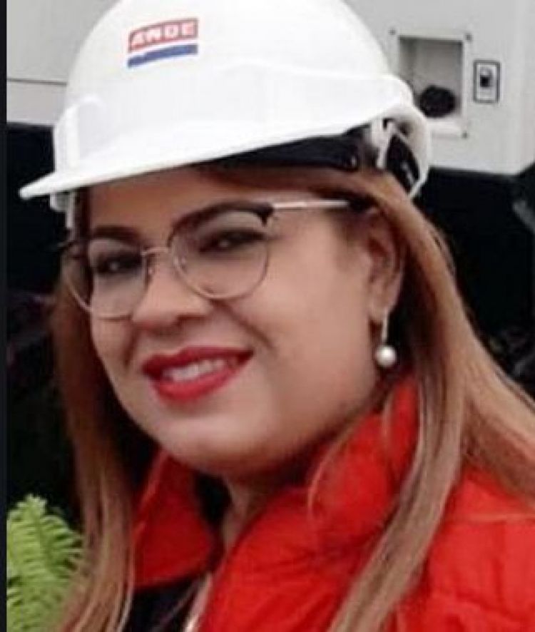 Premian con ascensos a funcionarios de la ANDE con cuestionada gestin