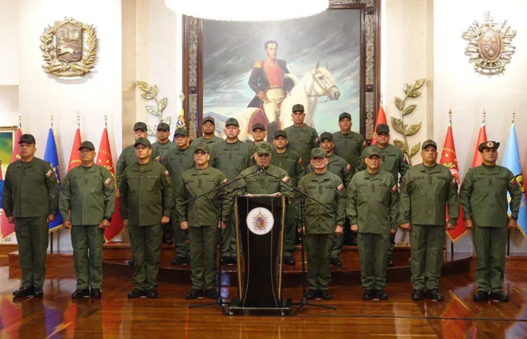 Edmundo González al Ejército venezolano: “Debo asumir el rol de comandante en jefe”