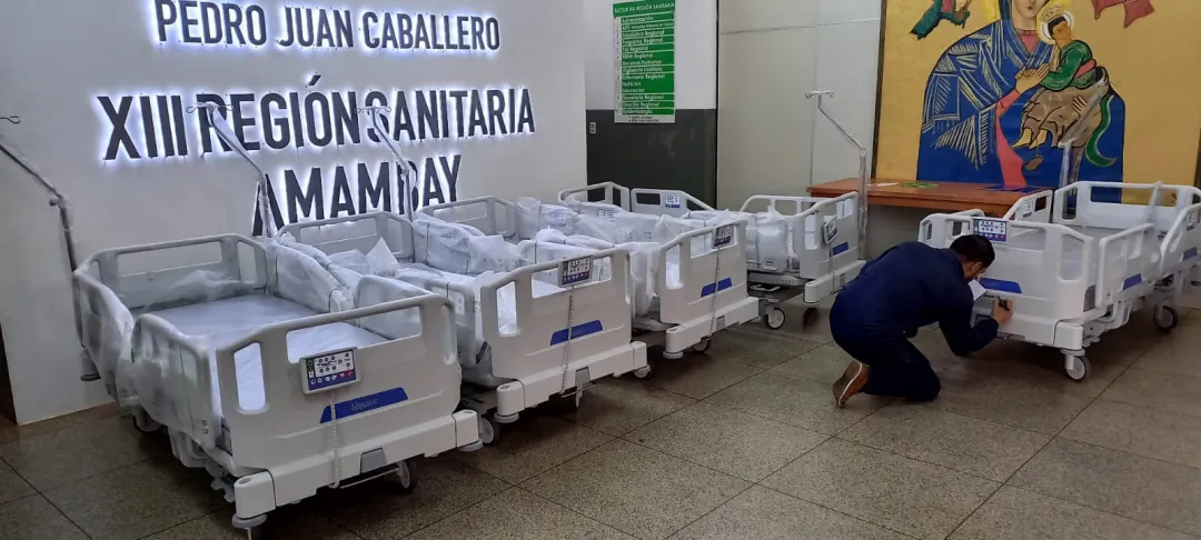 Hospital de Pedro Juan Caballero recibe nuevas camas para terapia