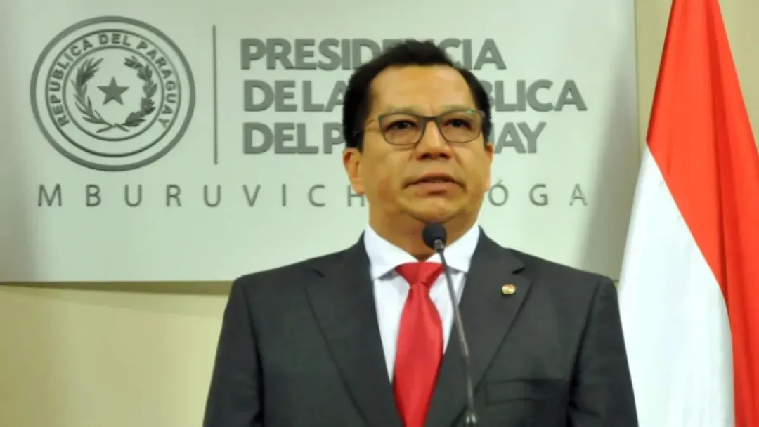 Pago a adultos mayores será por ventanilla para evitar cobro de fallecidos, señala ministro