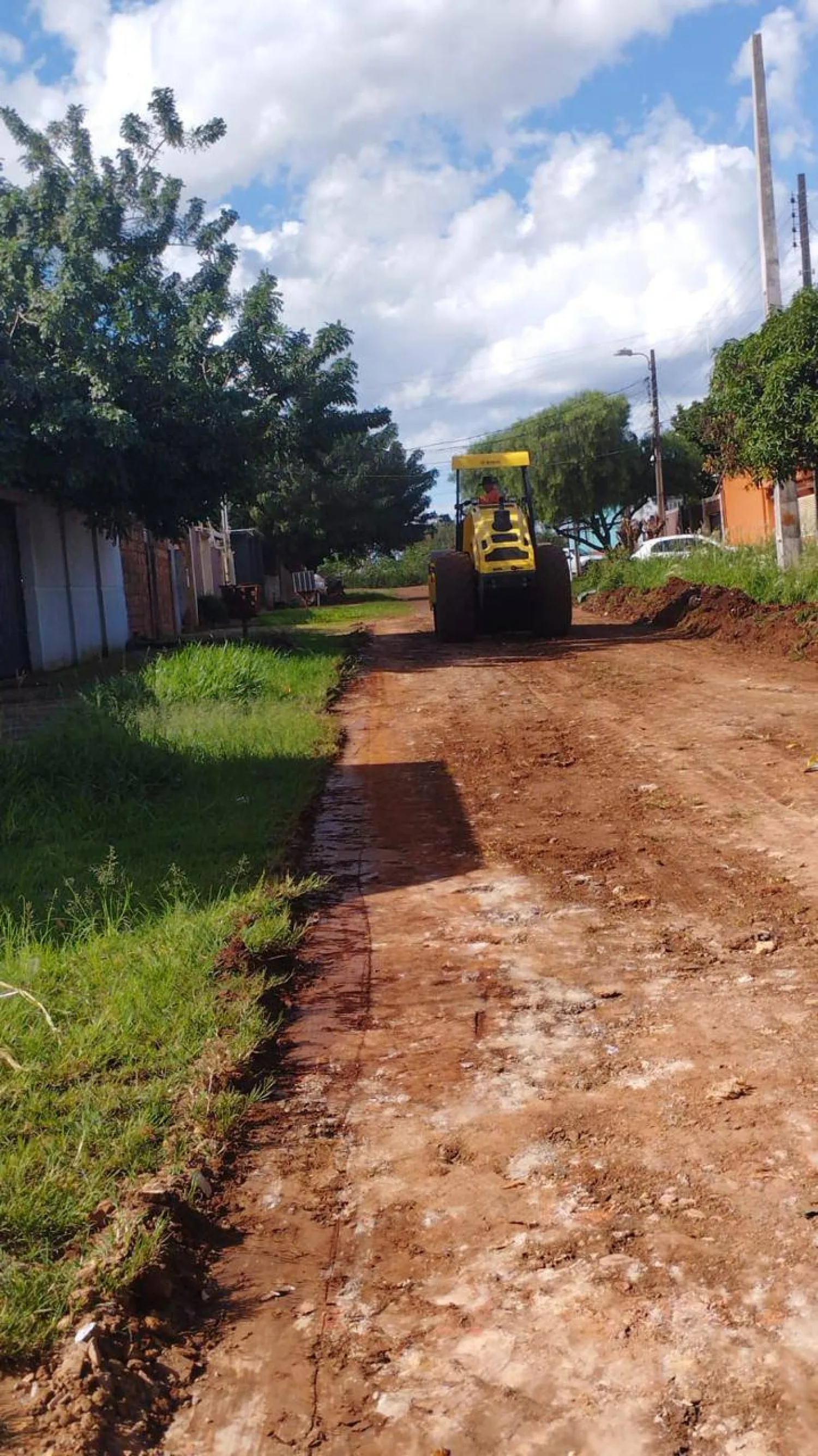 Otra jornada con importantes trabajos viales de parte de la comuna local