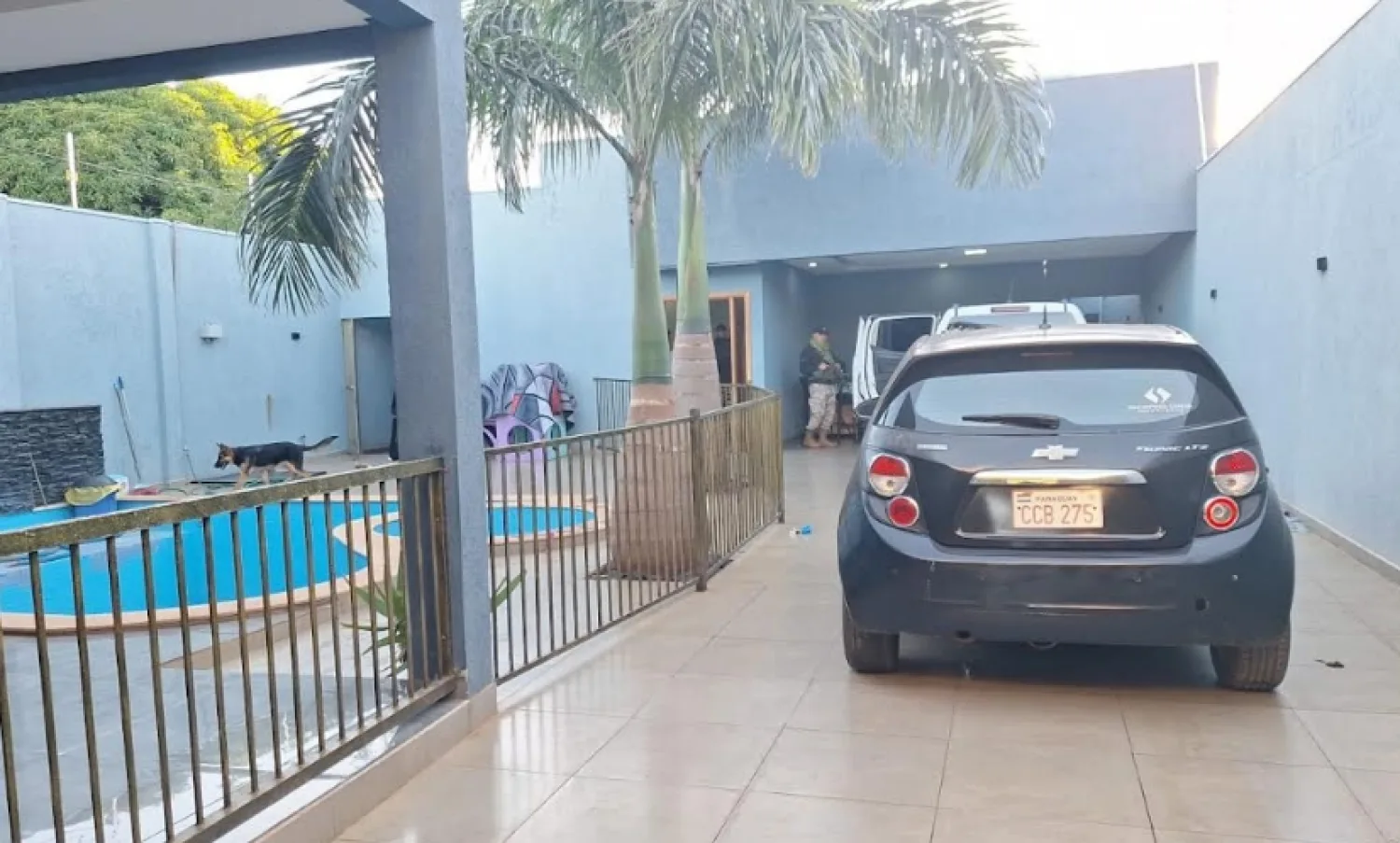 ALLANAN  RESIDENCIA Y APREHENDEN A BRASILEÑO BUSCADO EN NUESTRA CIUDAD