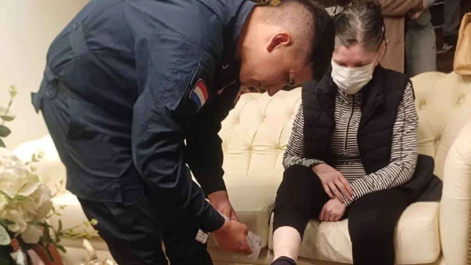 Dalia López ya está en su residencia, con su tobillera electrónica