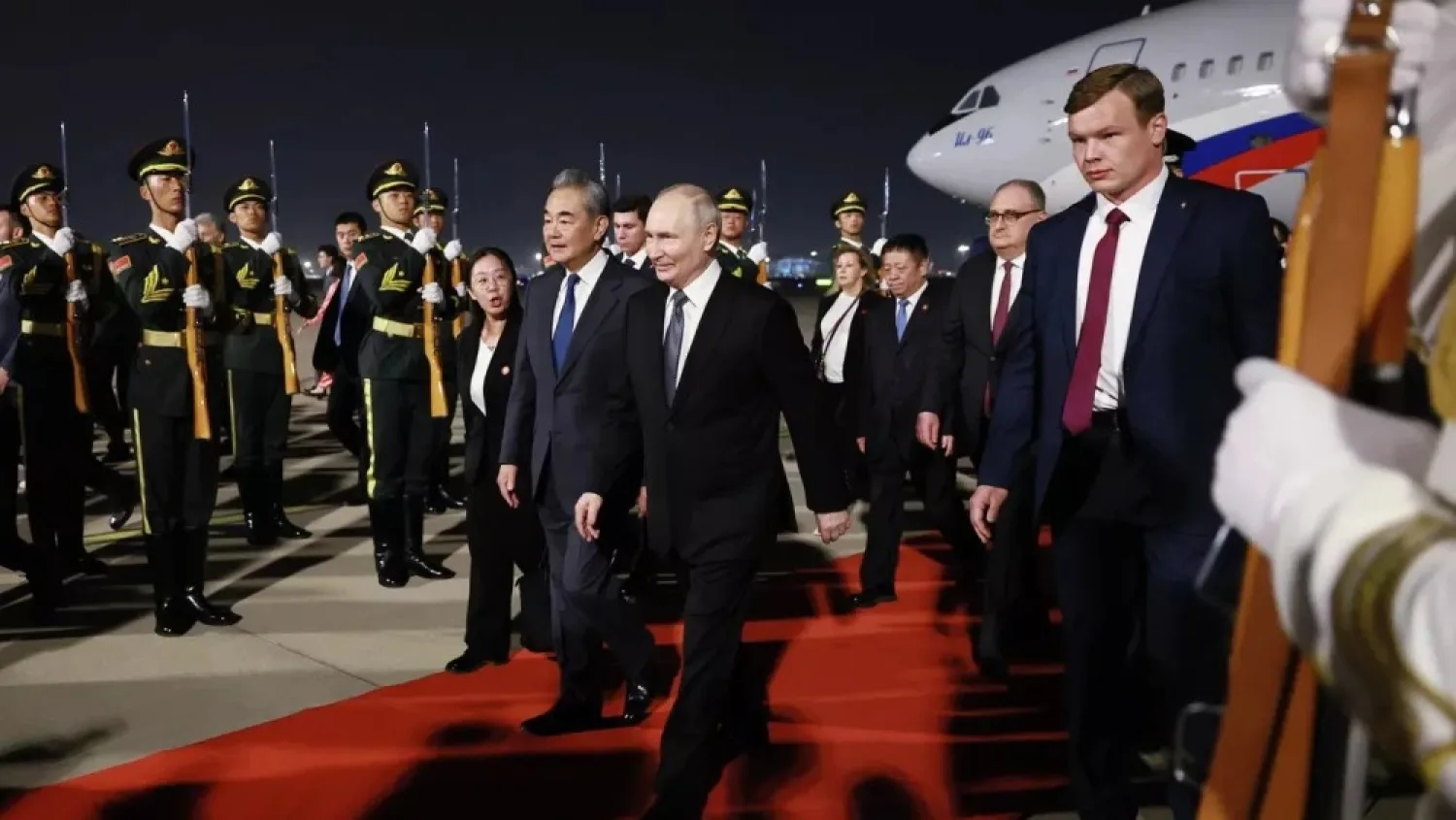 Tras la visita de Trump, Putin llega a China para reafirmar sus lazos inquebrantables
