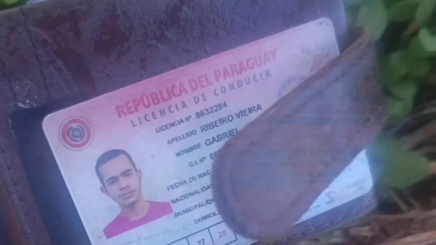 Joven es hallado muerto, esposado y con seis impactos de proyectil en San Alberto