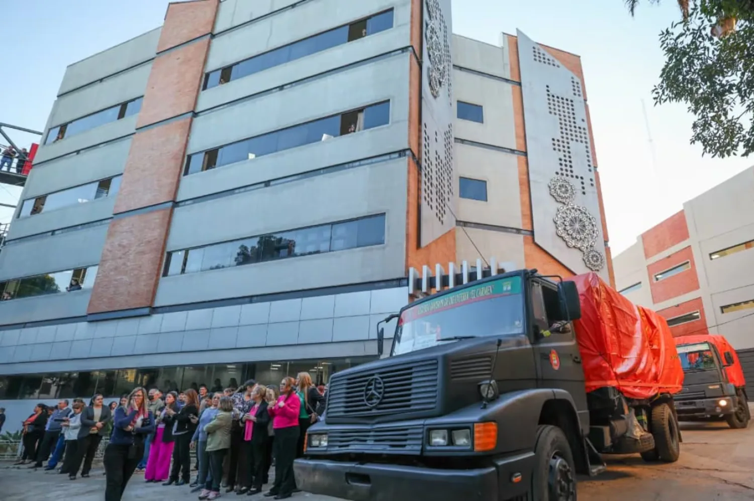 El TSJE envía maletines electorales a siete departamentos del país