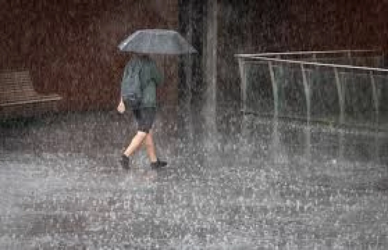 Miércoles lluvioso, con tormentas eléctricas y mucha humedad
