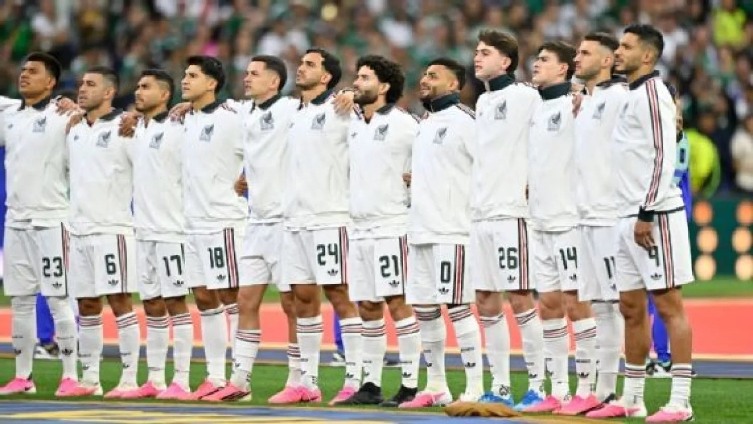 México goleó, terminó con puntaje ideal y eliminó a República Checa