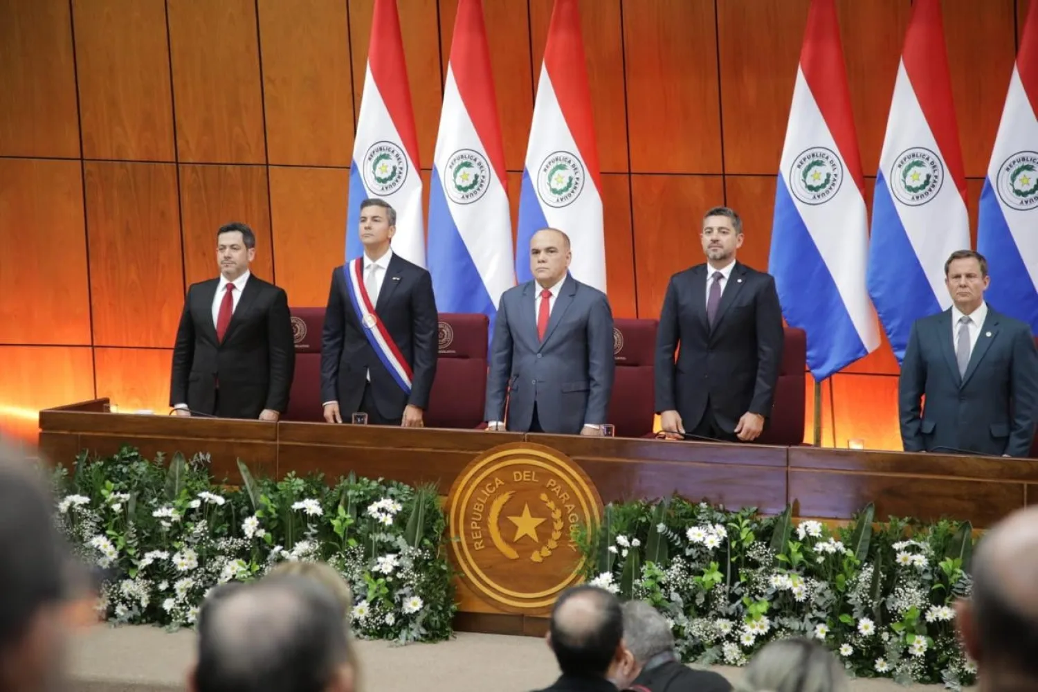 Santiago Peña presentó su informe de gestión ante el Congreso