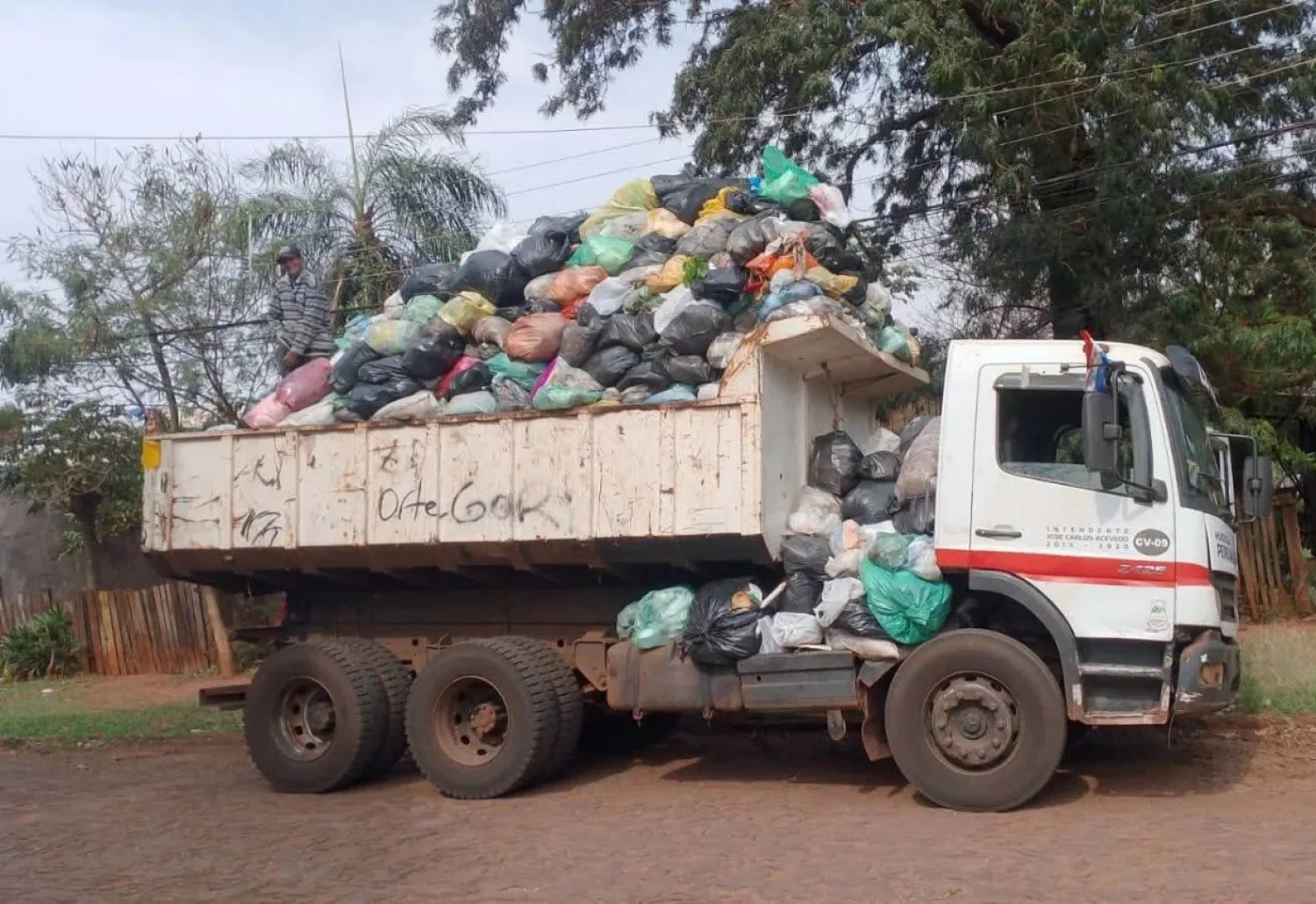 Municipio niega discriminación en la recolección de basura y aclara criterios del servicio