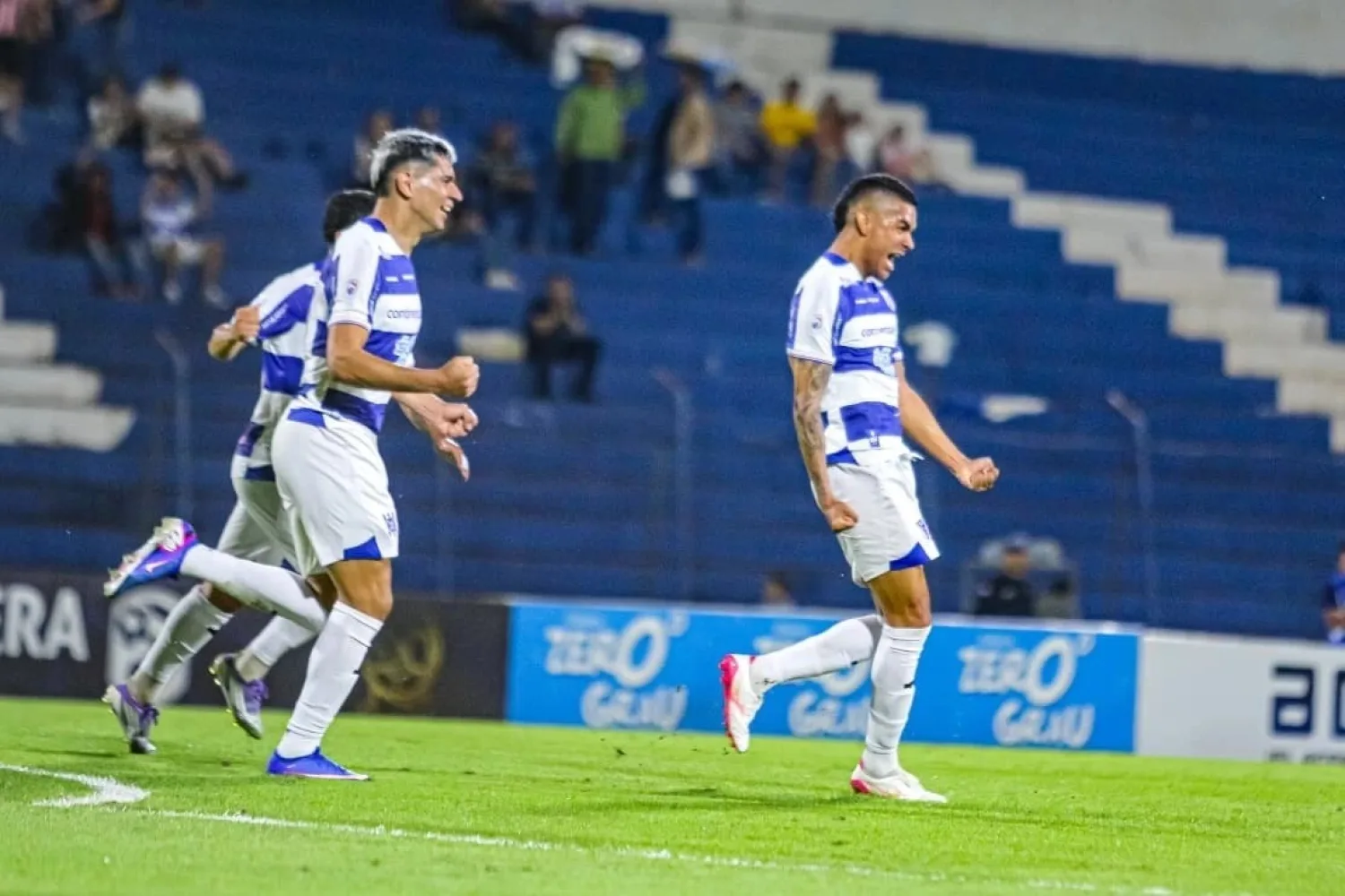 El 2 de Mayo supera en gran noche a Cerro Porteño