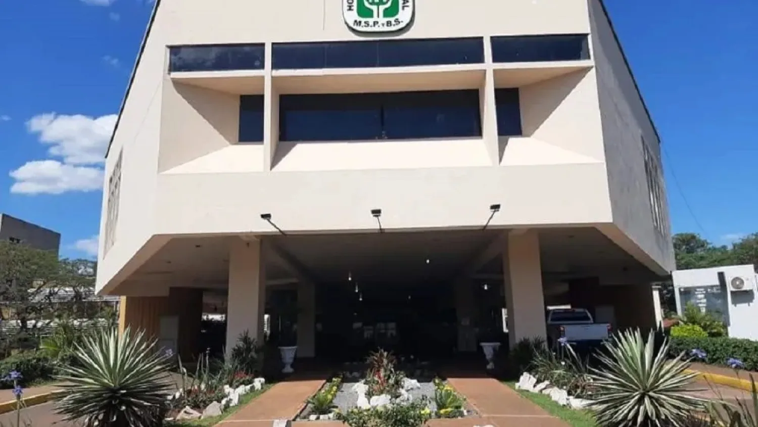 Directores del Hospital de Itauguá ponen sus cargos a disposición y agravan la crisis de Salud