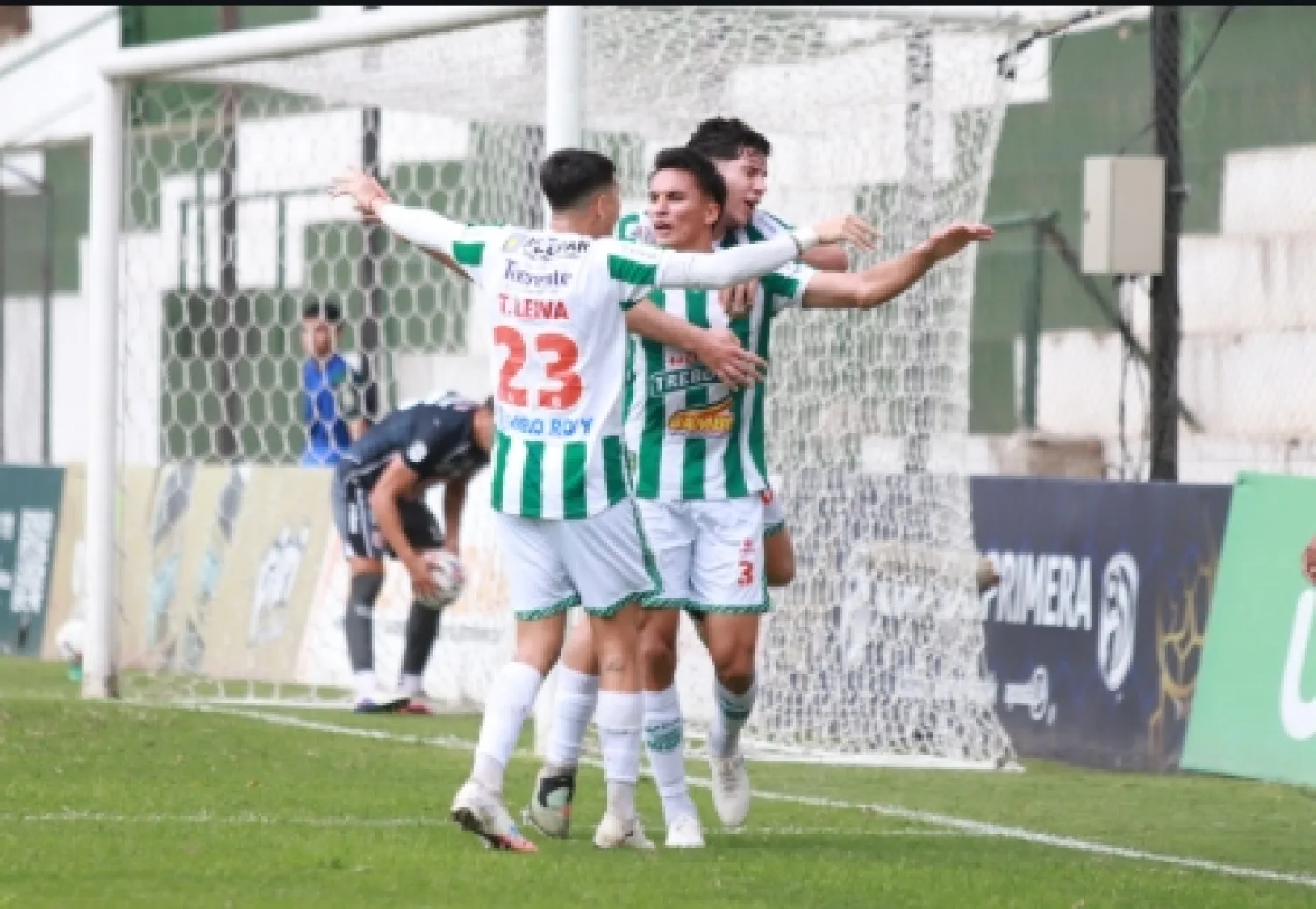 RUBIO ÑU DERROTA A SAN LORENZO EN PARTIDO CLAVE