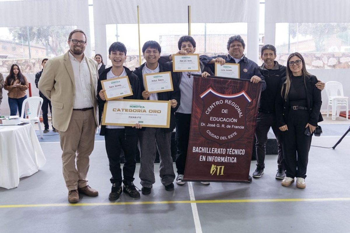 Pirabyte, Tesa Bot y HydroGow ganan el concurso de robótica Innovabot 2026