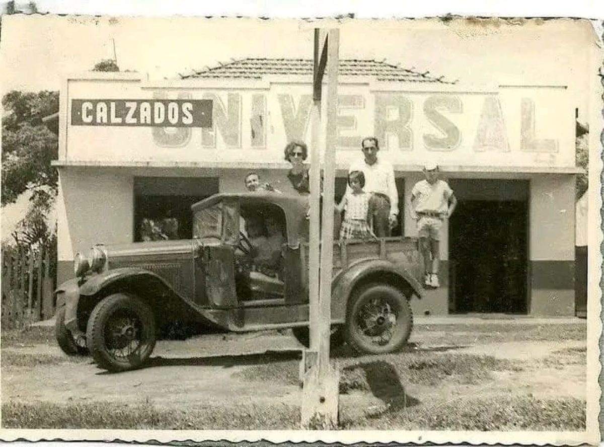 Casa Universal de los Hermanos Acevedo Rojas Avenida Dr. Francia