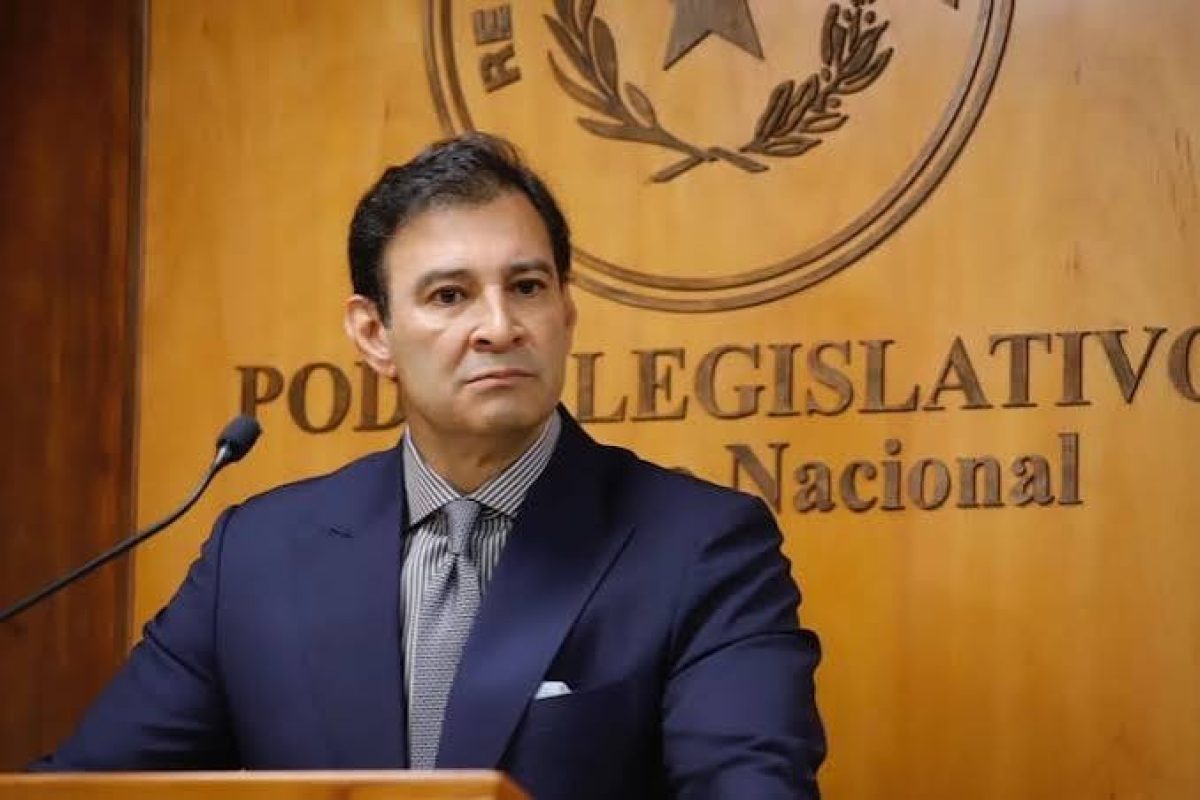 Ovelar califica de "prostitución" el manejo de encuestas tras derrota en Asunción