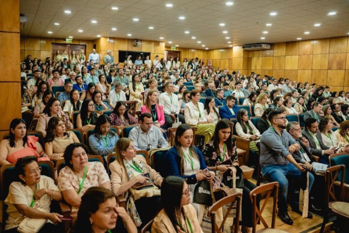 Pediatras refuerzan el valor de la prevención en segundo día de Congreso regional