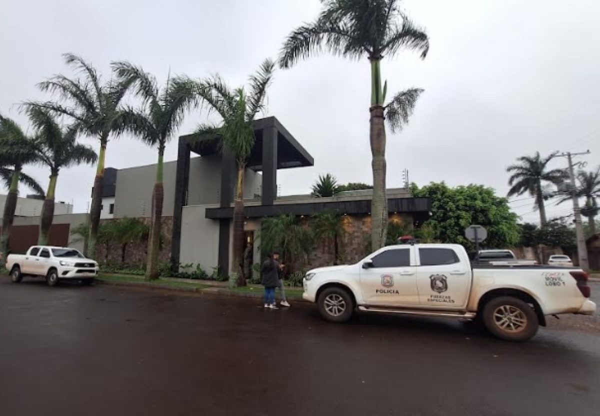 ALLANAN LUJOSA RESIDENCIA EN LA CAUSA PAVO REAL