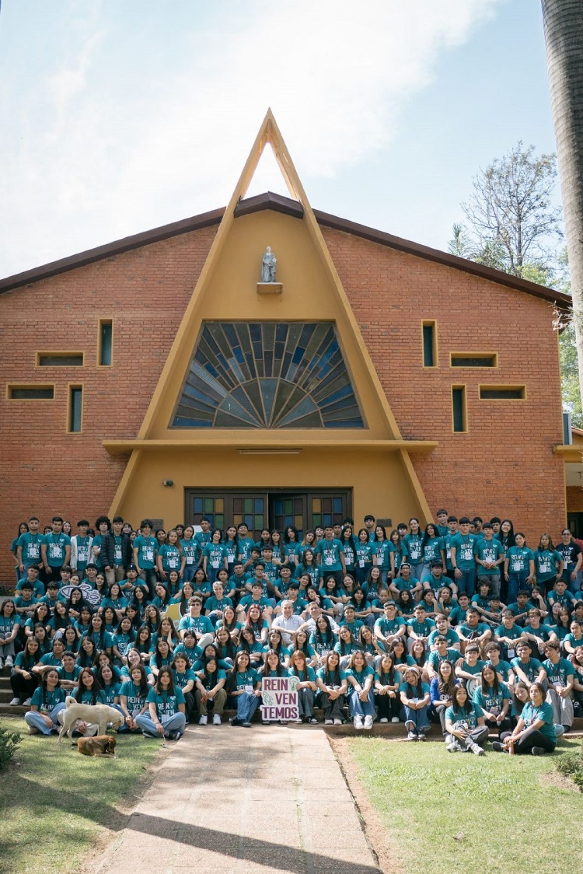 FEP 2026: jóvenes emprendedores presentaron ideas innovadoras para transformar el Paraguay