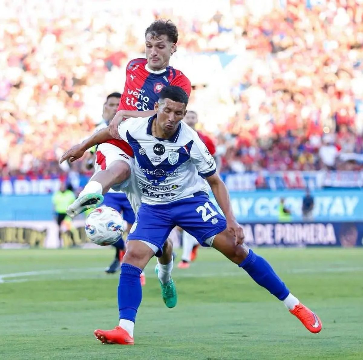 CERRO NO AGUANTA Y AMELIANO LE EMPATA